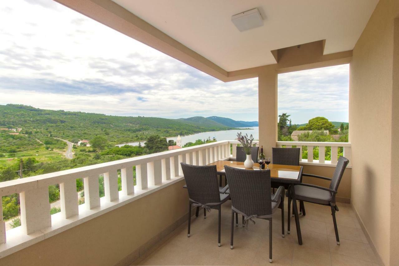 Paradise Brbinj Luaran gambar
